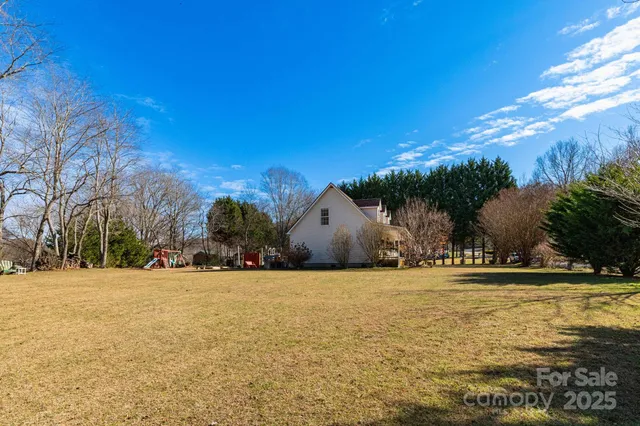 $455,000 | 22 Ivy Garden Road, Candler, NC 28715