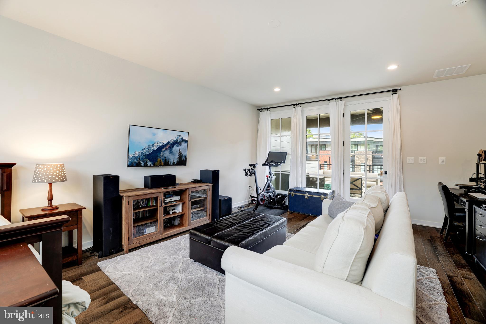 11729 Paysons Way Reston, VA 20191 - Photo 40 of 45