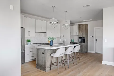 $1,199,999 | 44 Ellery Street, Unit PH1, Boston, MA 02127