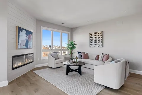 $1,199,999 | 44 Ellery Street, Unit PH1, Boston, MA 02127