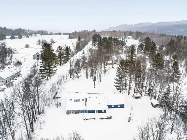 $895,000 | 3059 Airport Road, Warren, VT 05674