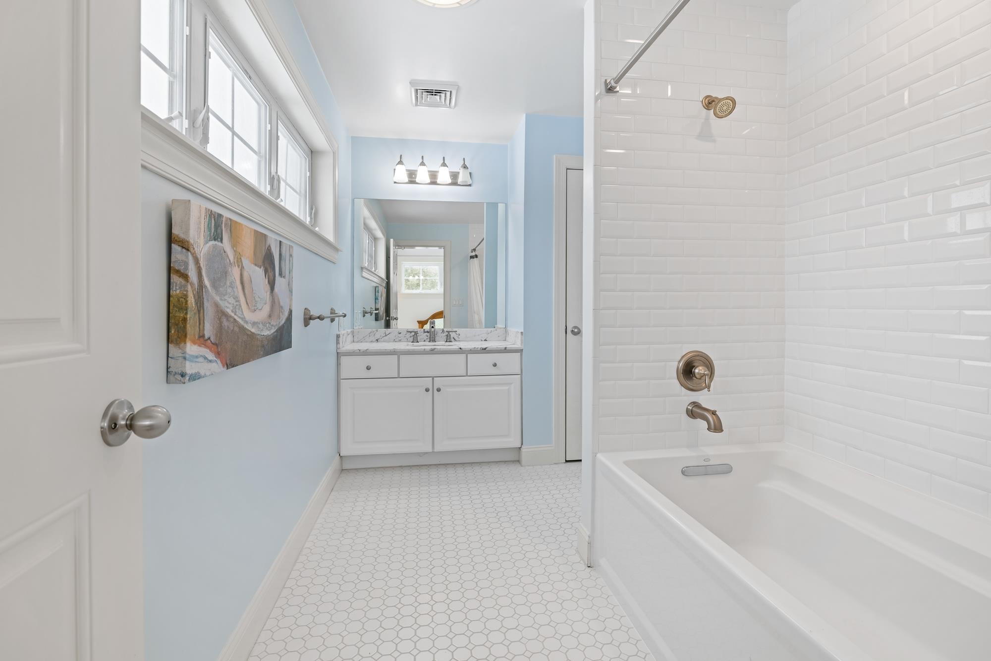 25 Rio Vista Lebanon, NH 03784 - Photo 15 of 20