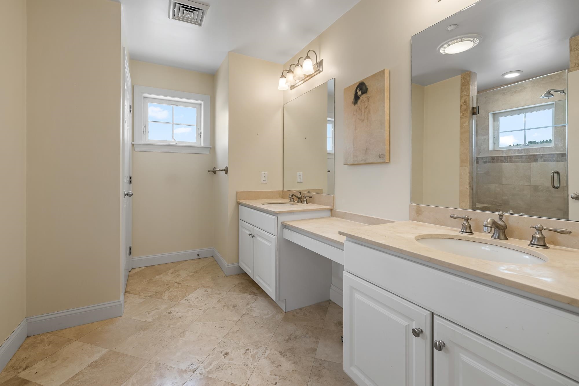 25 Rio Vista Lebanon, NH 03784 - Photo 17 of 20