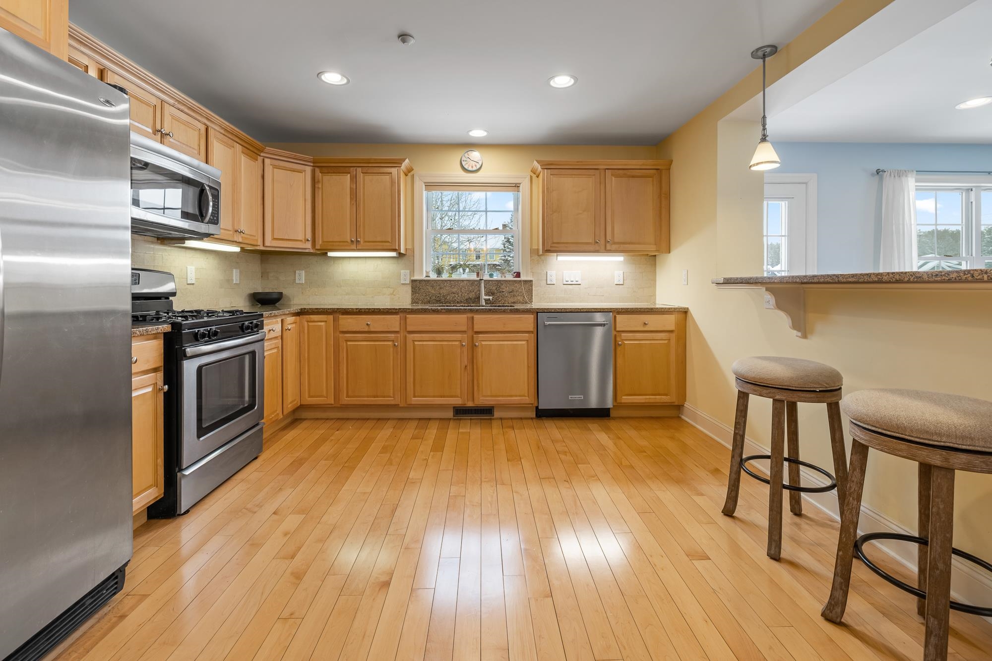 25 Rio Vista Lebanon, NH 03784 - Photo 10 of 20