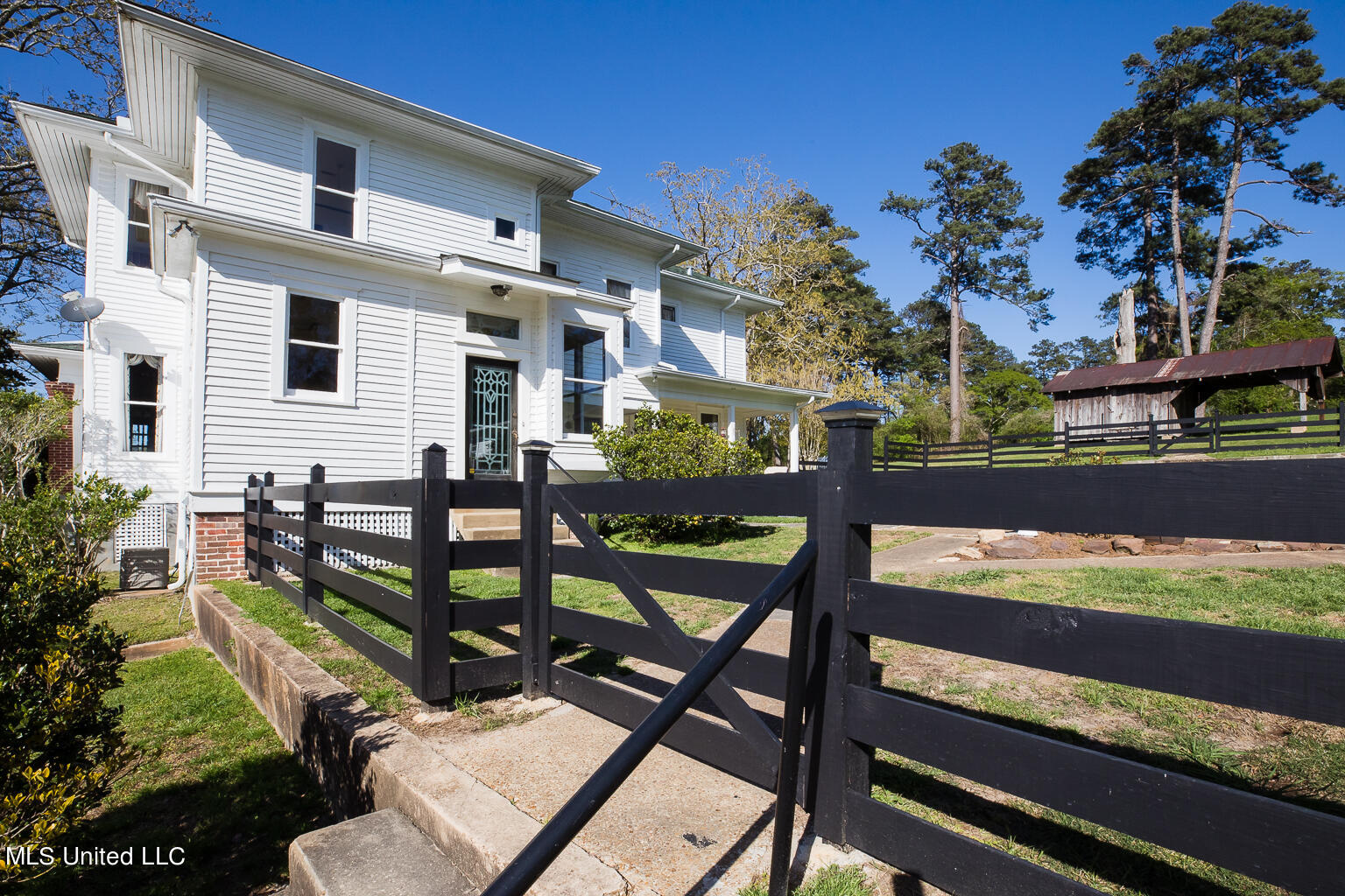3496 Causeyville Road Meridian, MS 39301 - Photo 4 of 36 Exterior-6