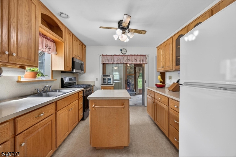 6 Odell Road Vernon, NJ 07462 - Photo 17 of 33