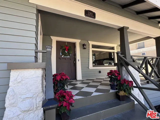 $1,299,000 | 2180 West 31st Street, Los Angeles, CA 90018