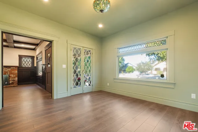 $1,299,000 | 2180 West 31st Street, Los Angeles, CA 90018
