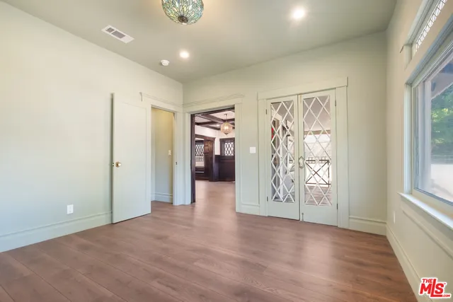$1,299,000 | 2180 West 31st Street, Los Angeles, CA 90018