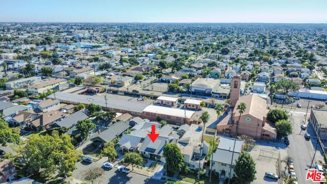 $1,299,000 | 2180 West 31st Street, Los Angeles, CA 90018
