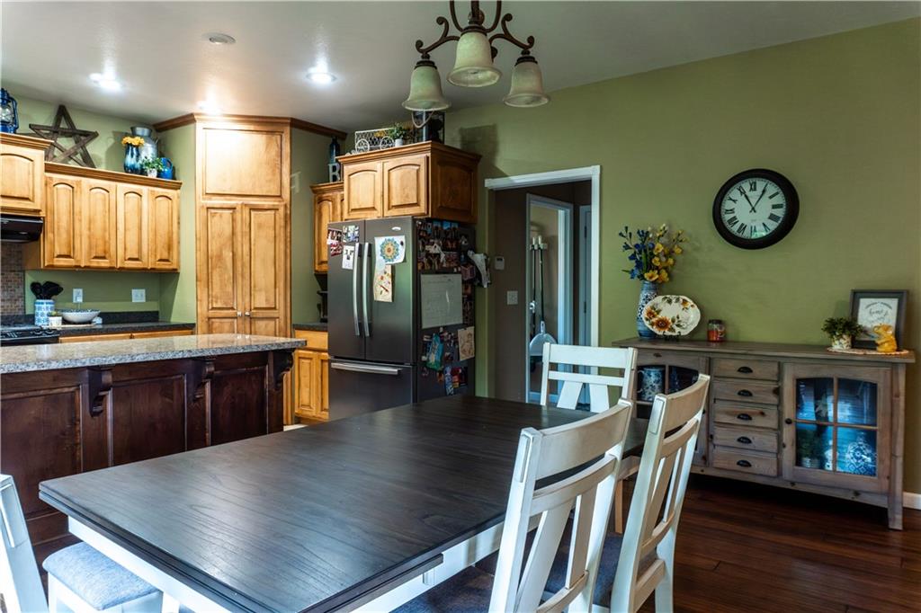 118 Hickory Ridge Waynesville, MO 65583 - Photo 3 of 23