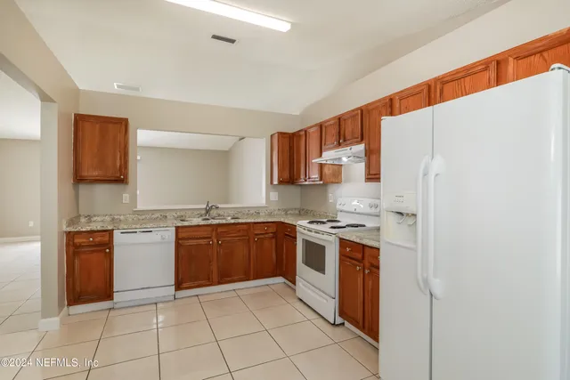 $1,675 | 1597 Twin Oak Drive West, Middleburg, FL 32068