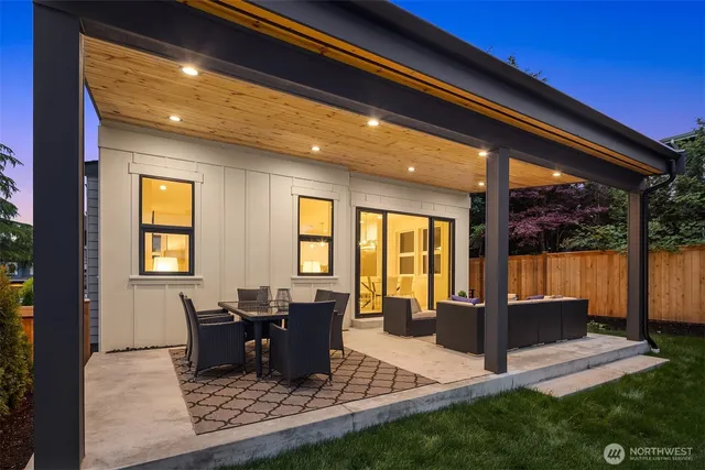 $2,275,000 | 815 18th Avenue West, Kirkland, WA 98033