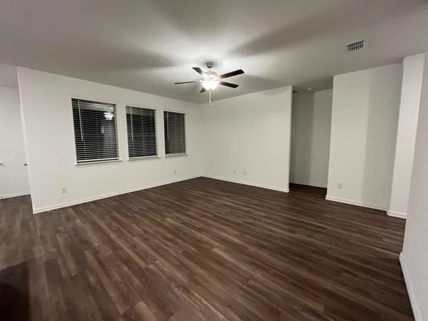 $2,050 | 5628 Elwood Drive, Forney, TX 75126