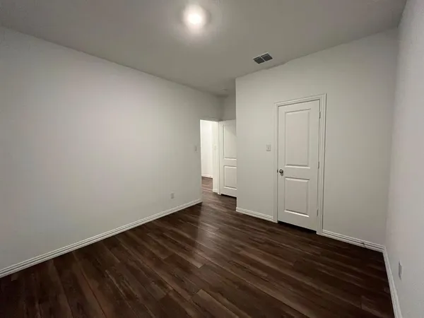 $2,050 | 5628 Elwood Drive, Forney, TX 75126