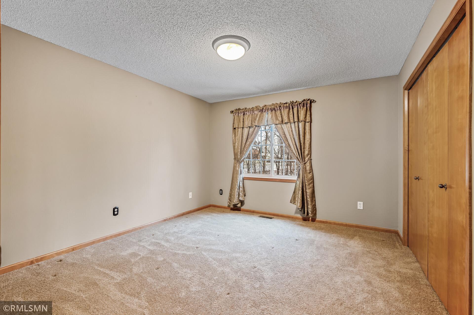 320 McKnight Road South, Unit 116 Maplewood, MN 55119 - Photo 22 of 31 Gallery Image 22