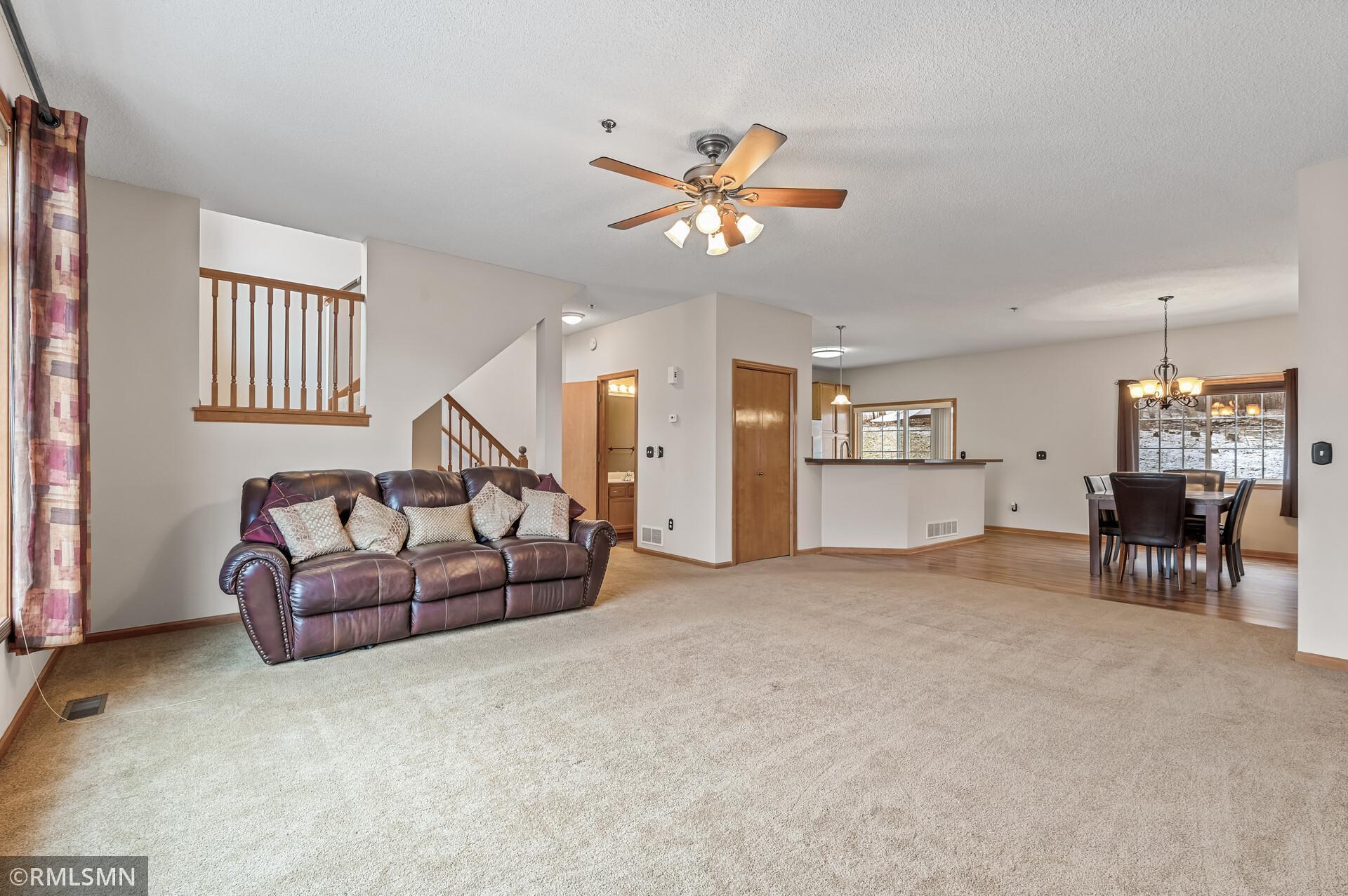 320 McKnight Road South, Unit 116 Maplewood, MN 55119 - Photo 4 of 31 Gallery Image 4