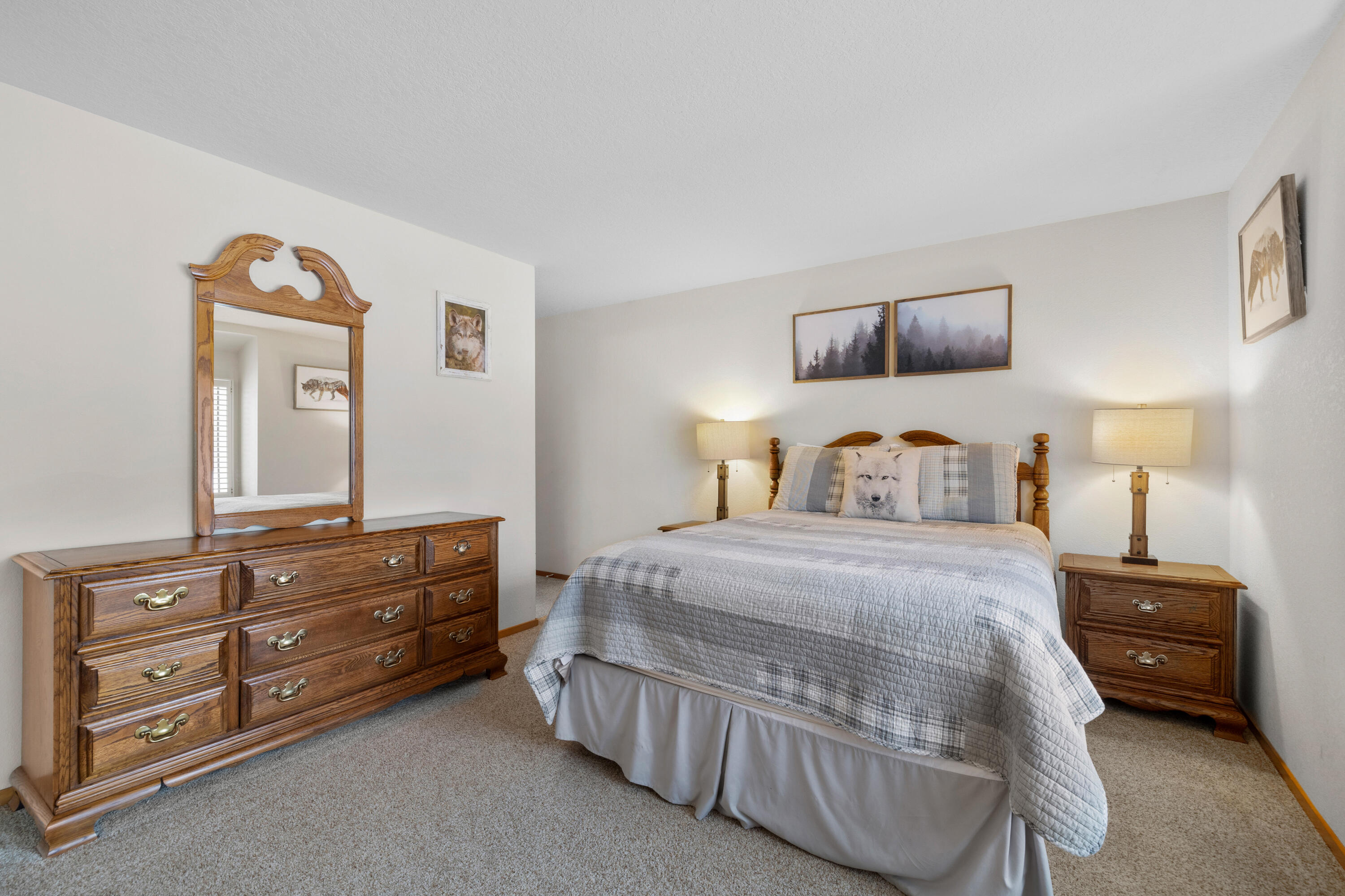 17760 West Core Road, Unit 16 Sunriver, OR 97707 - Photo 15 of 41 16-1881_250320_JILLROSELL