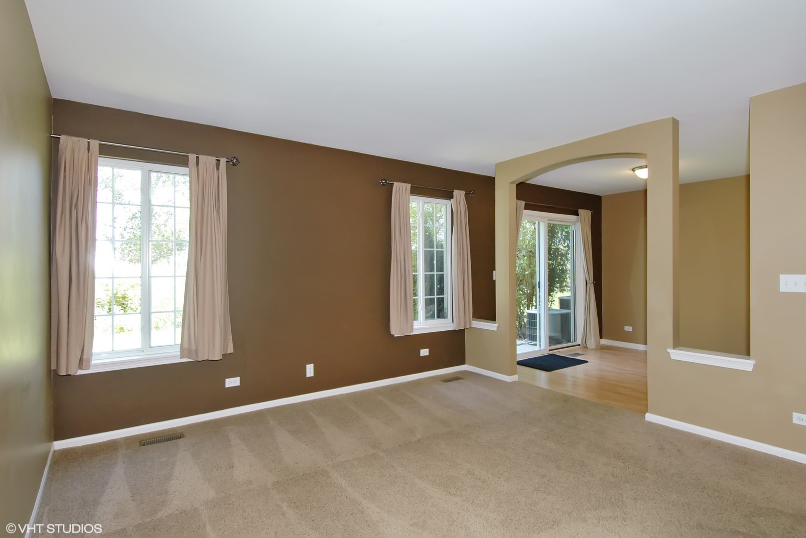 11004 Cape Cod Lane Huntley, IL 60142 - Photo 2 of 10