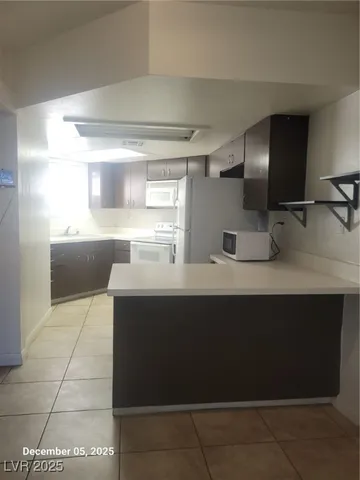 $975 | 3012 South Mountain Vista Street, Unit B, Las Vegas, NV 89121