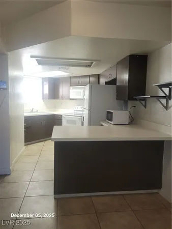 $975 | 3012 South Mountain Vista Street, Unit B, Las Vegas, NV 89121