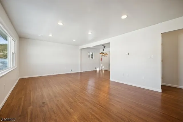 $3,000 | 64 Lorraine Terrace, Unit 2, Boonton, NJ 07005