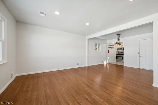 $3,000 | 64 Lorraine Terrace, Unit 2, Boonton, NJ 07005