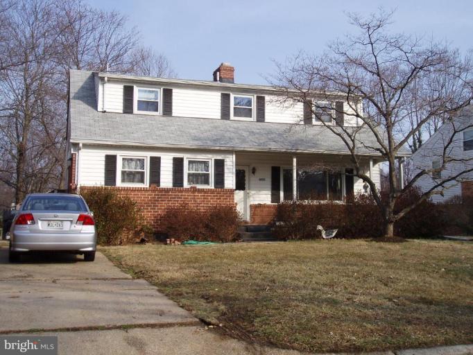 6225 Rockhurst Road Bethesda, MD 20817 - Photo 1 of 11 ATTRACTIVE SPLIT LEVEL HOME
