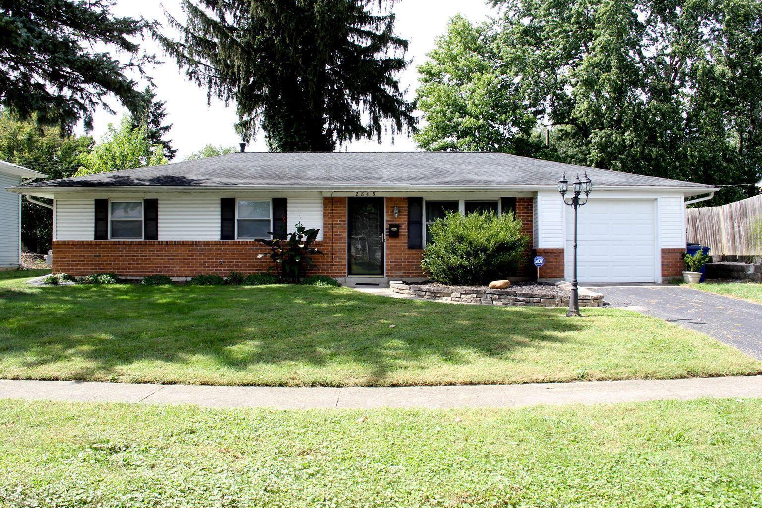 2845 Fleet Road Columbus, OH 43232 - Photo 1 of 11 Front of Home