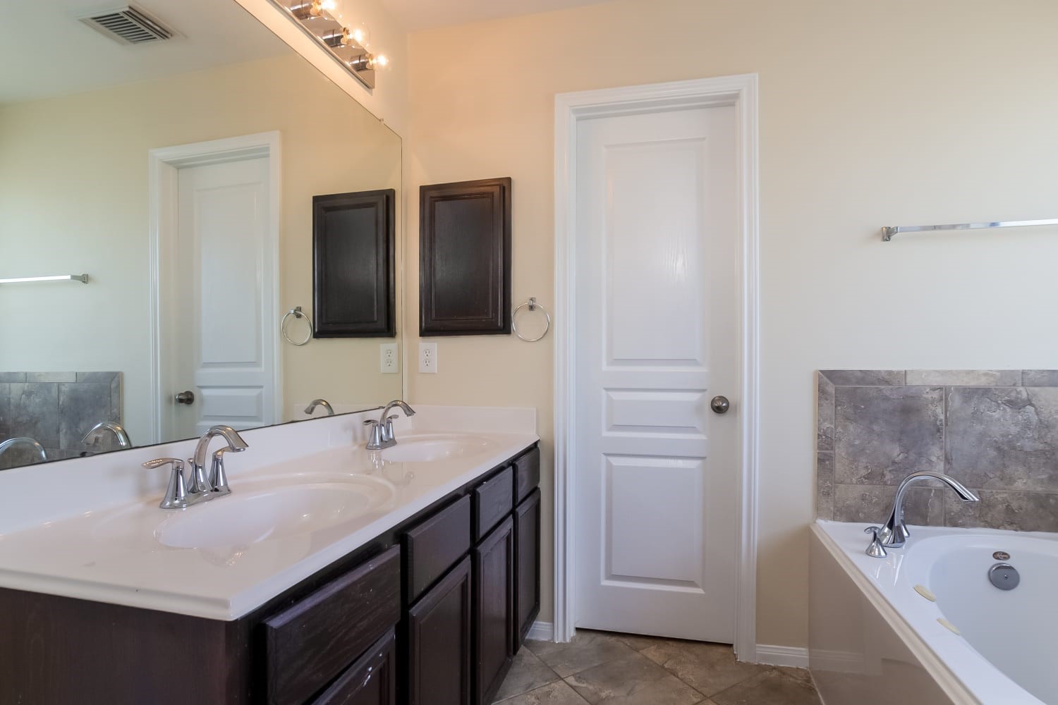 13321 Enchanted Way Montgomery, TX 77356 - Photo 12 of 14