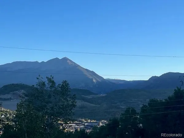 $950,000 | 403 J Road, Silverthorne, CO 80498