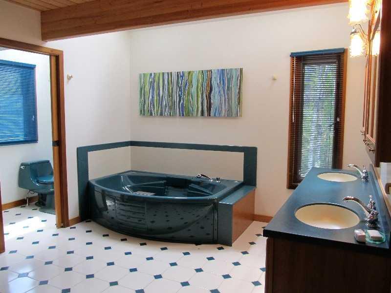 116 Salt Pond Road Blue Hill, ME 04614 - Photo 25 of 25 Bathroom.