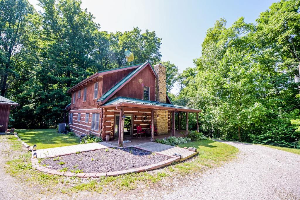 2096 Pottersville Road Spencer, IN 47460 - Photo 1 of 36