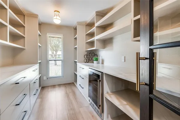 $799,900 | 3895 Antigua Circle, Dallas, TX 75244