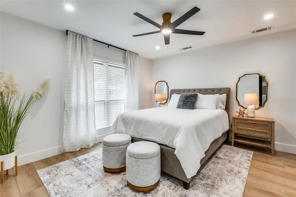 $799,900 | 3895 Antigua Circle, Dallas, TX 75244