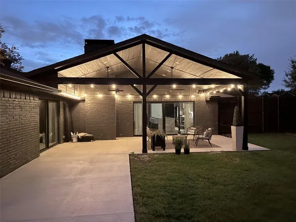 $799,900 | 3895 Antigua Circle, Dallas, TX 75244