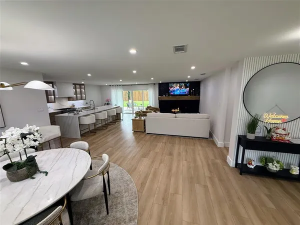 $799,900 | 3895 Antigua Circle, Dallas, TX 75244