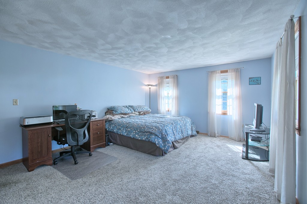 280 Trull Road Tewksbury, MA 01876 - Photo 9 of 19 Gallery Image 9