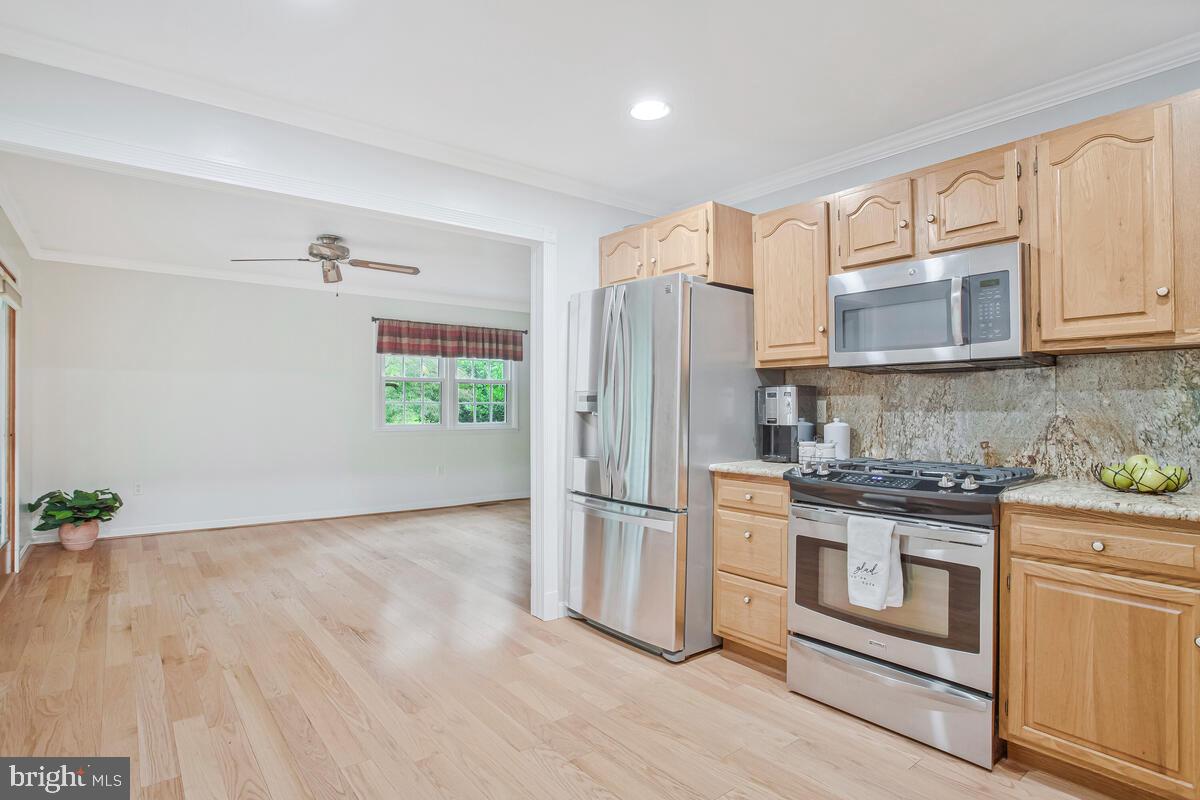 6221 Woodland Road Linthicum Heights, MD 21090 - Photo 13 of 47 Gallery Image 13