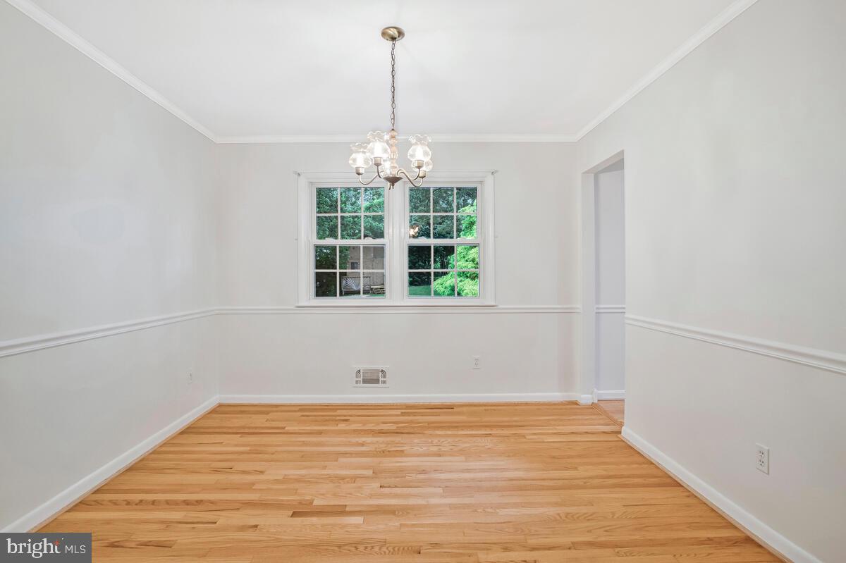 6221 Woodland Road Linthicum Heights, MD 21090 - Photo 9 of 47 Gallery Image 9