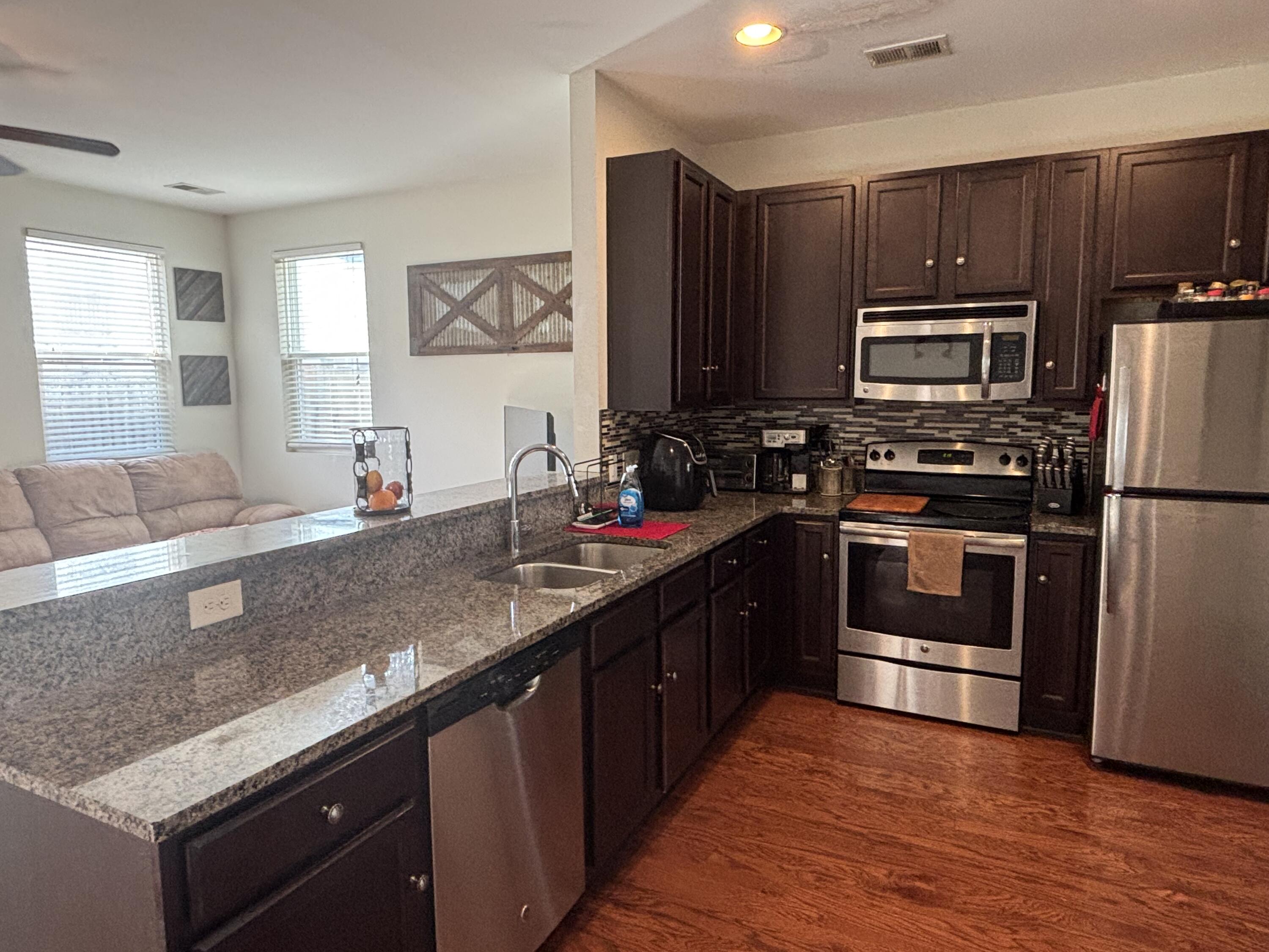 9090 Parlor Drive Ladson, SC 29456 - Photo 4 of 16 IMG_3658