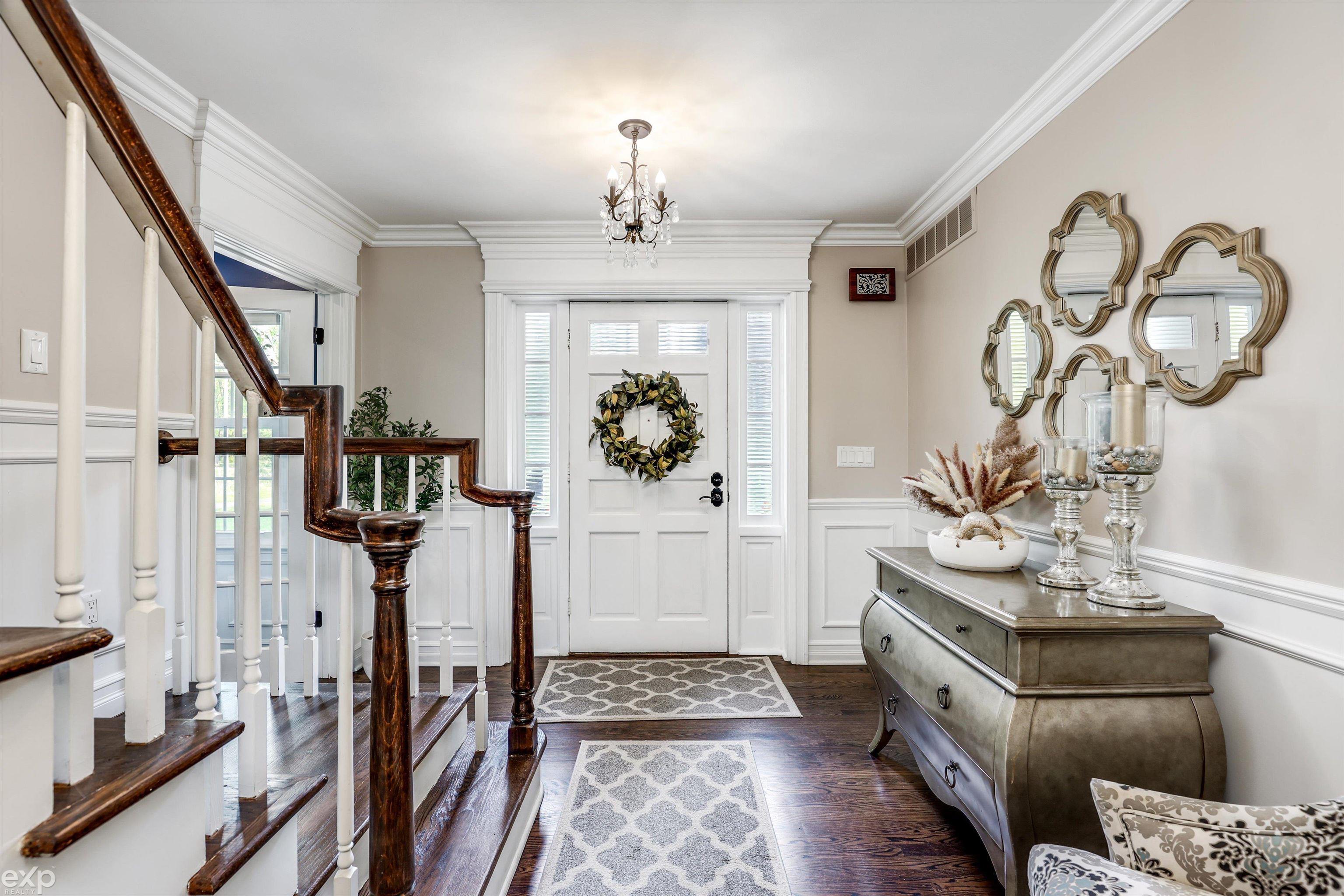 454 Whims Lane Rochester, MI 48306 - Photo 5 of 60 Gallery Image 5