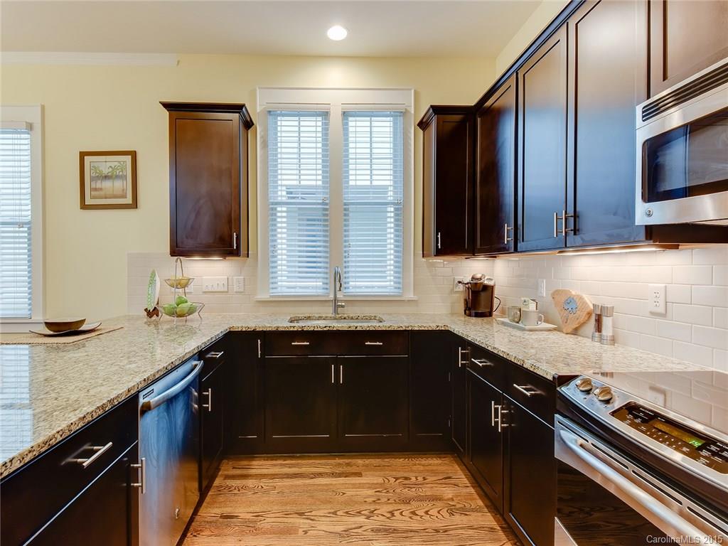 405 Hollyhock Lane Fort Mill, SC 29708 - Photo 12 of 24