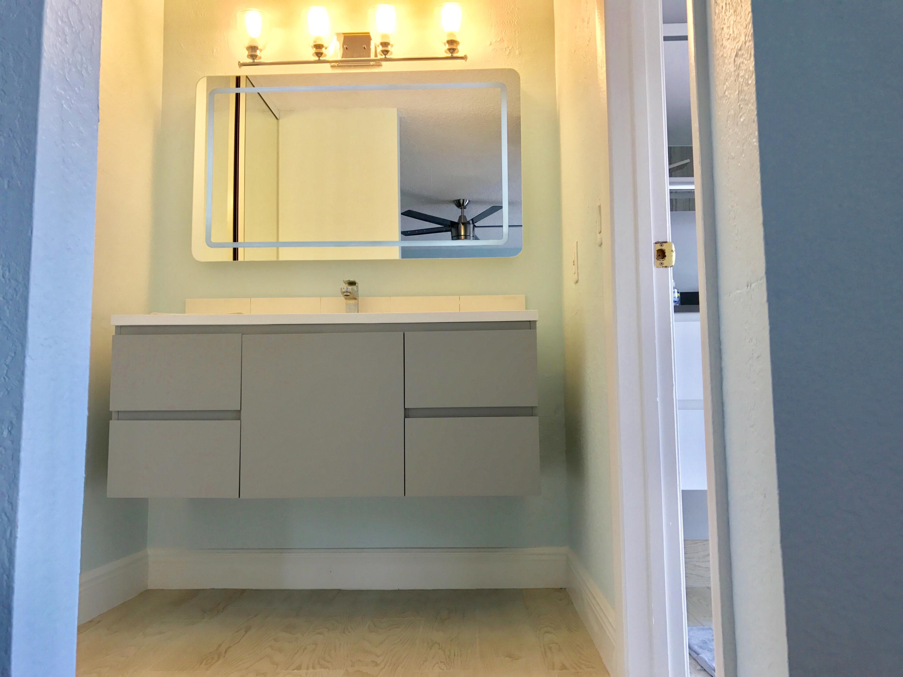 11522 Country Sound Court Boca Raton, FL 33428 - Photo 8 of 14 Master Bath