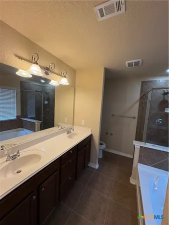 $1,850 | 374 Posey Pass, New Braunfels, TX 78132