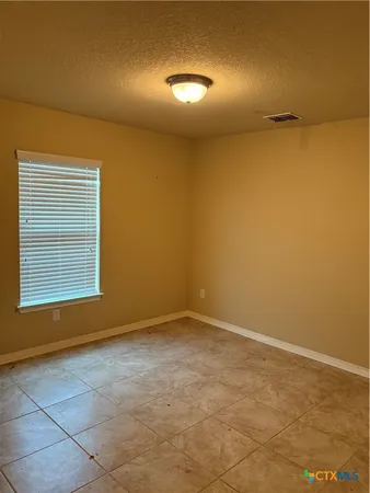 $1,850 | 374 Posey Pass, New Braunfels, TX 78132