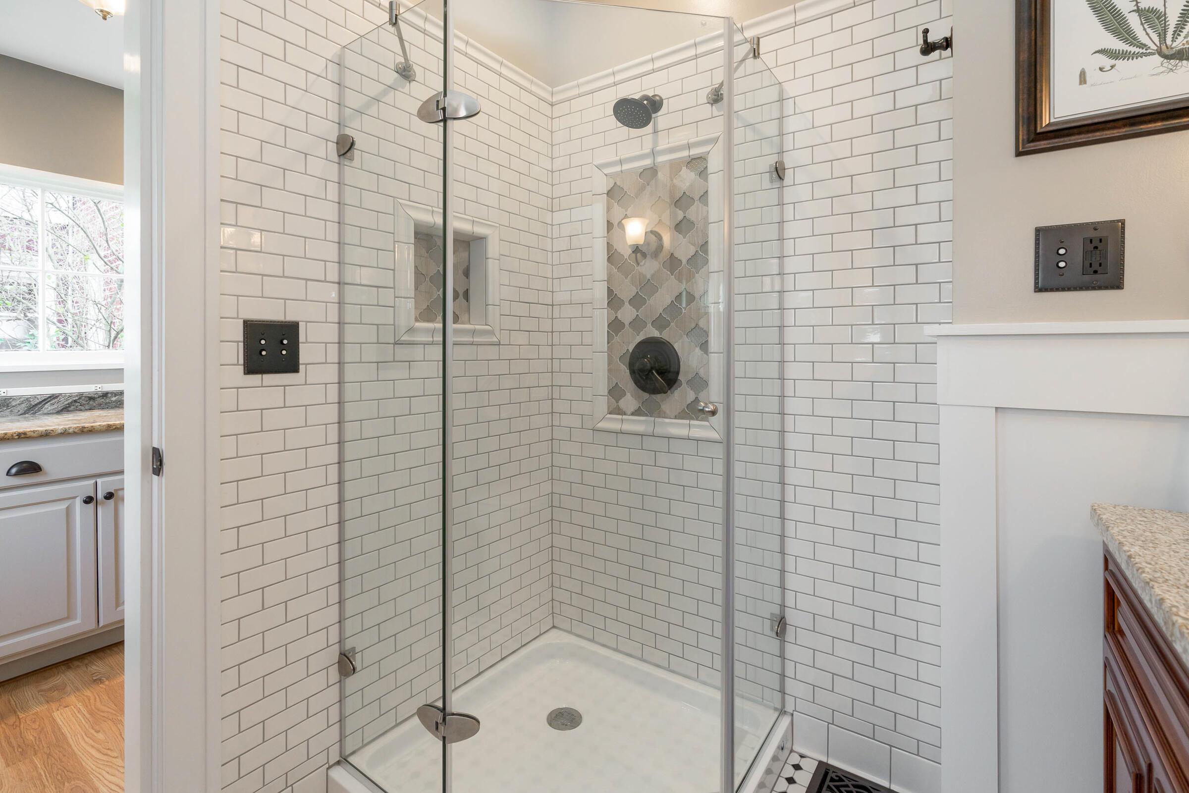 132 Chatham Road Columbus, OH 43214 - Photo 22 of 41 Updated 1st floor full bathroom