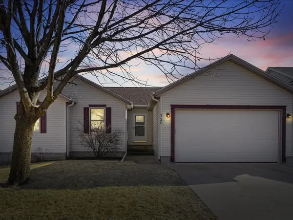 $245,000 | 720 Cypress Drive, Colona, IL 61241