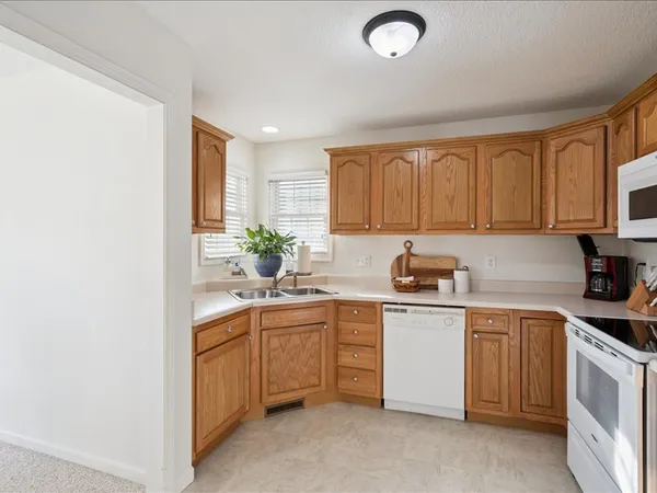 $245,000 | 720 Cypress Drive, Colona, IL 61241