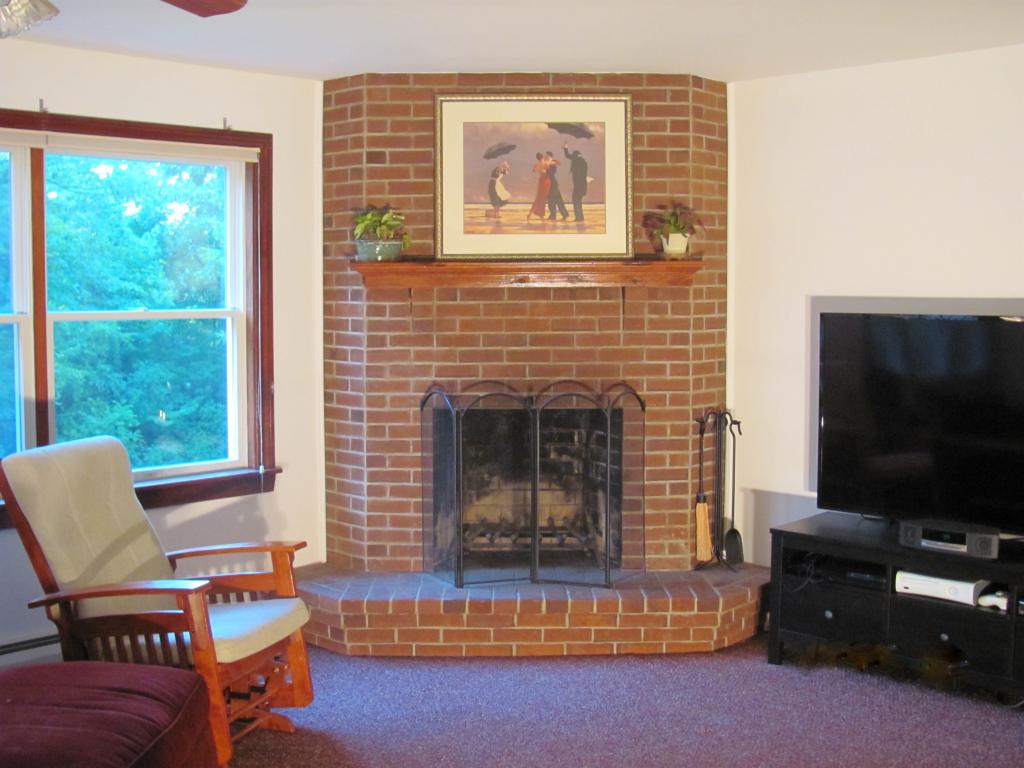 54 Dolloff Brook Road Meredith, NH 03253 - Photo 8 of 36